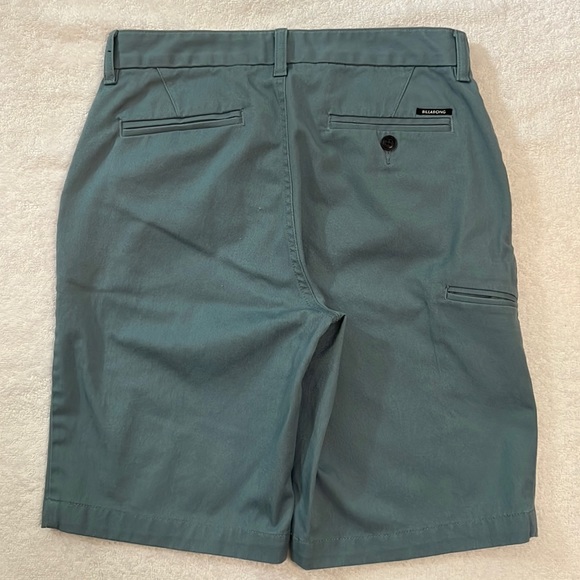 Billabong Carter Stretch Shorts, size 28 - Picture 2 of 7